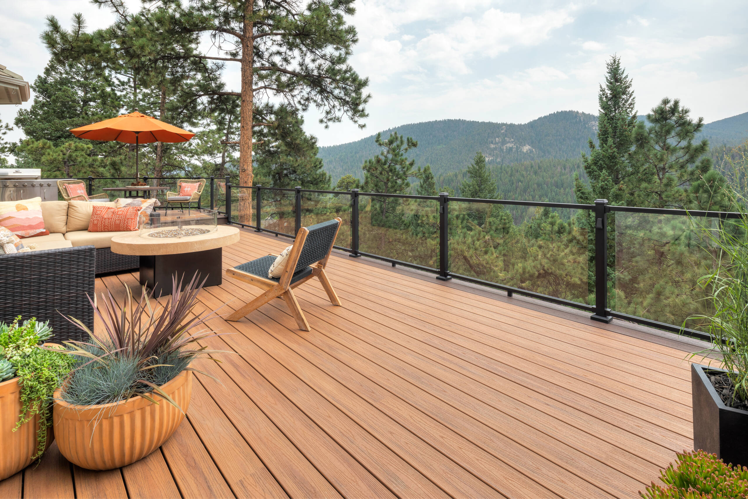 Decks (Wood & Trex)